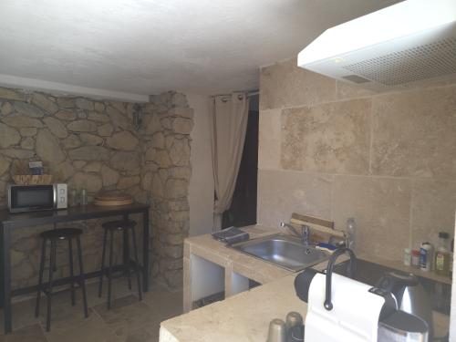 Kitchenette studio des pierres